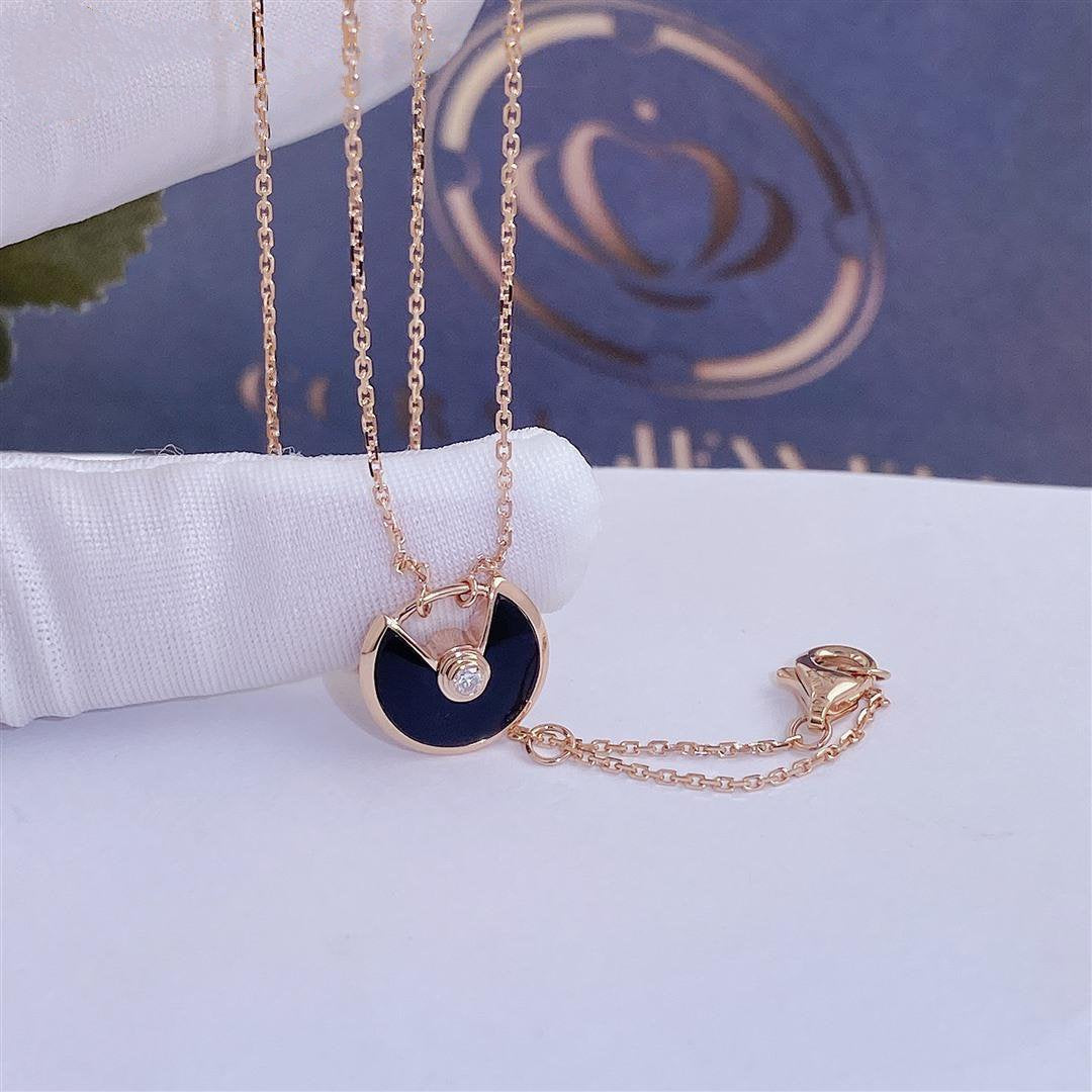 [⭐Luxery]AMULETTE ROSE GOLD ONYX NECKLACE