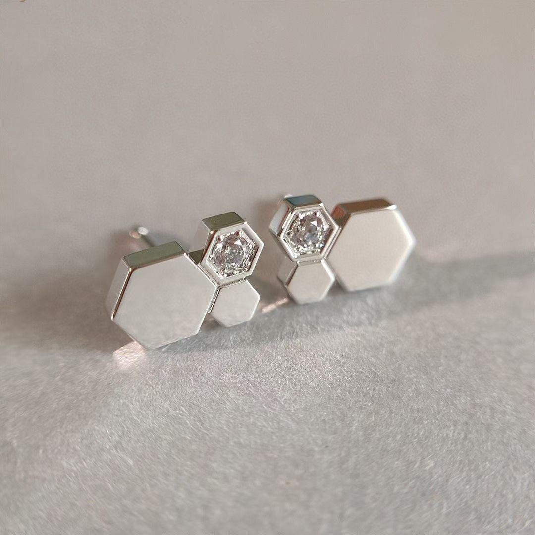 [⭐Luxery]BEE LOVE SILVER DIAMOND EARRINGS