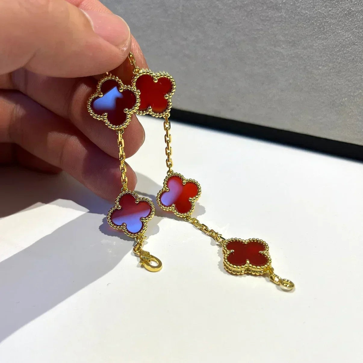 [⭐Luxery] CLOVER 5 MOTIF RED CORNELIAN BRACELET COLLECTION