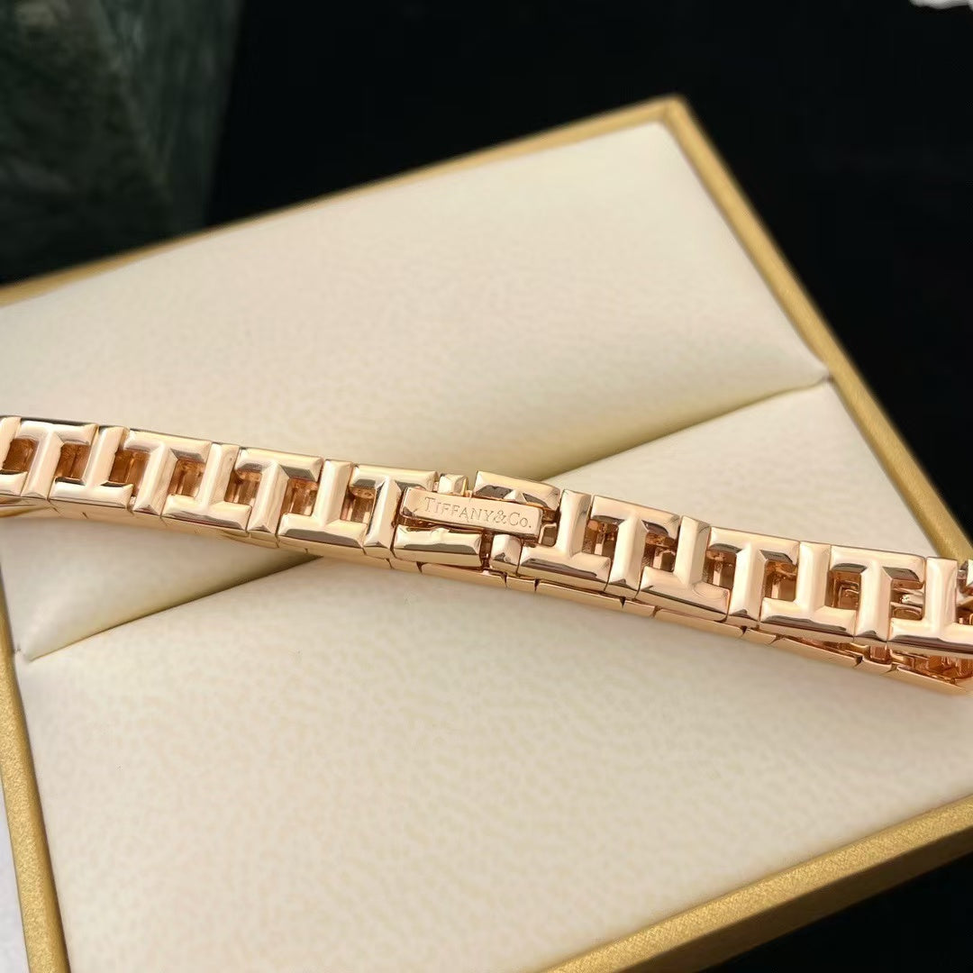 [⭐Luxery jewelrys]TF CHAIN BRACELET