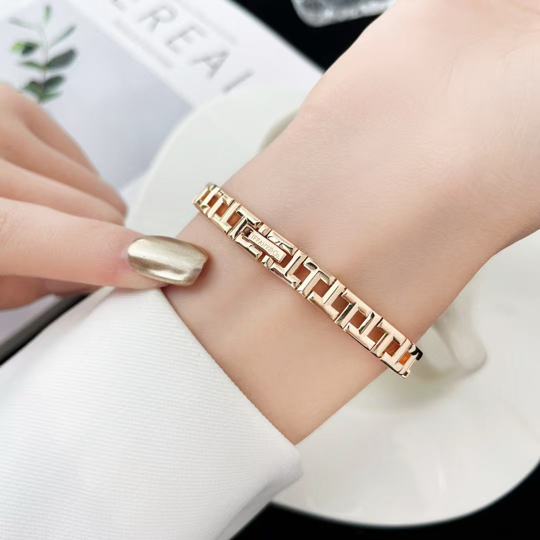 [⭐Luxery jewelrys]TF CHAIN BRACELET