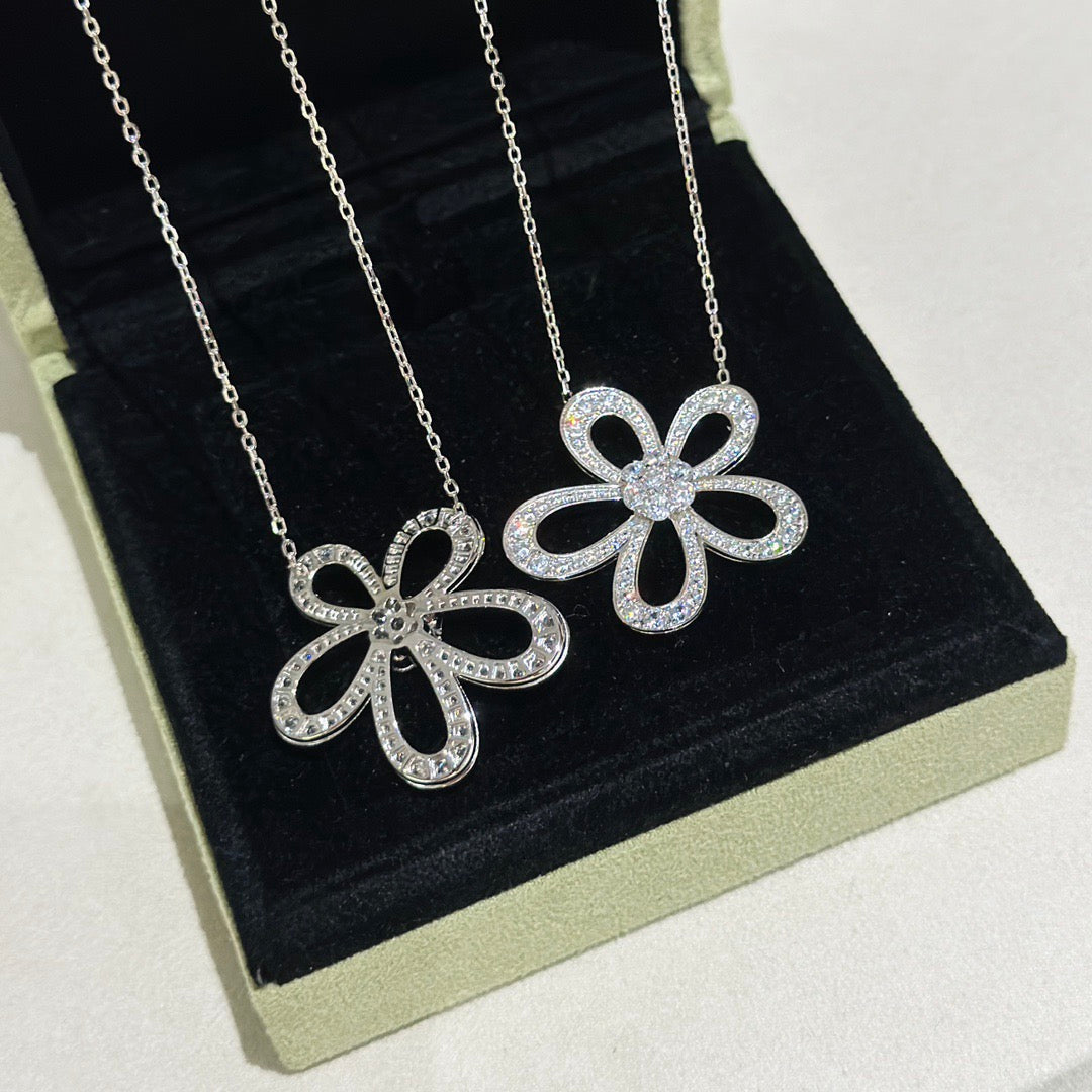 [⭐Luxery]FLOWERLACE NECKLACE FULL DIAMONDS