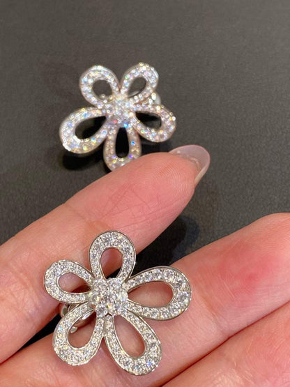 [⭐Luxery]FLOWERLACE EARRINGS FULL DIAMONDS
