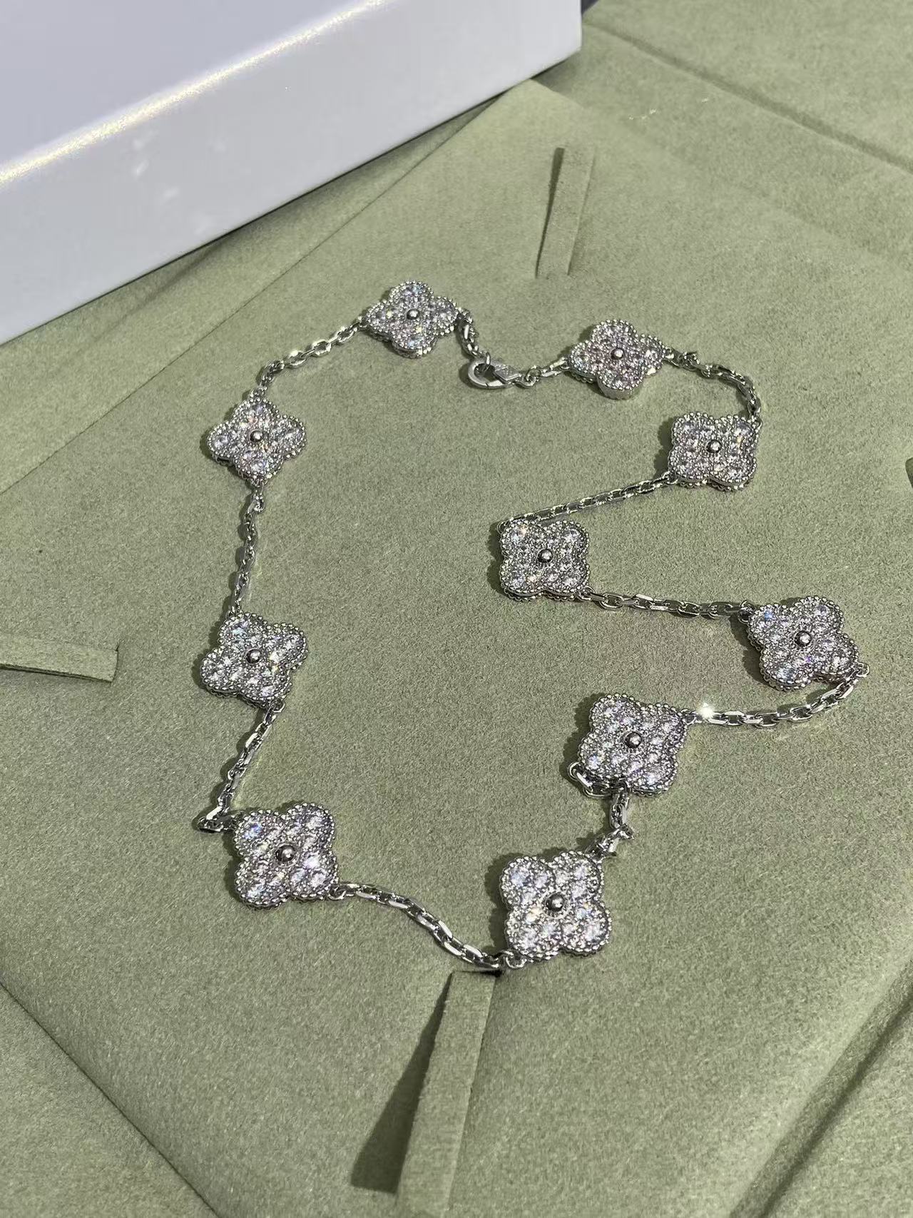 [⭐Luxery]CLOVER 10 MOTIFS  FULL DIAMOND NECKLACE