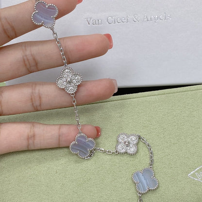 [⭐Luxery] CLOVER 5 MOTIF PURPLE CHALCEDONY BRACELET COLLECTION