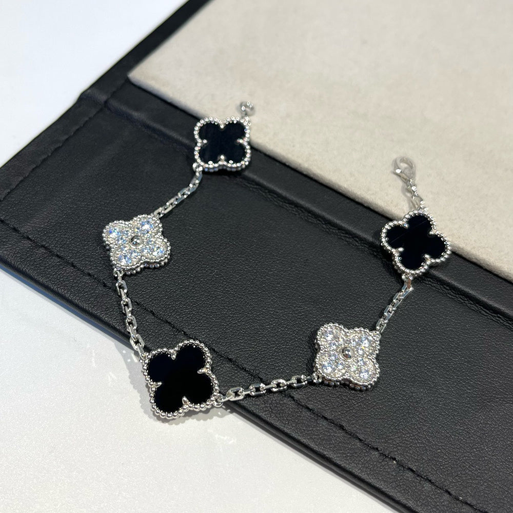 [⭐Luxery] CLOVER 5 MOTIF ONYXS BRACELET COLLECTION