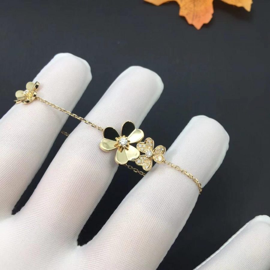 [⭐Luxery]FRIVOLE GOLD 5 FLOWERS BRACELET