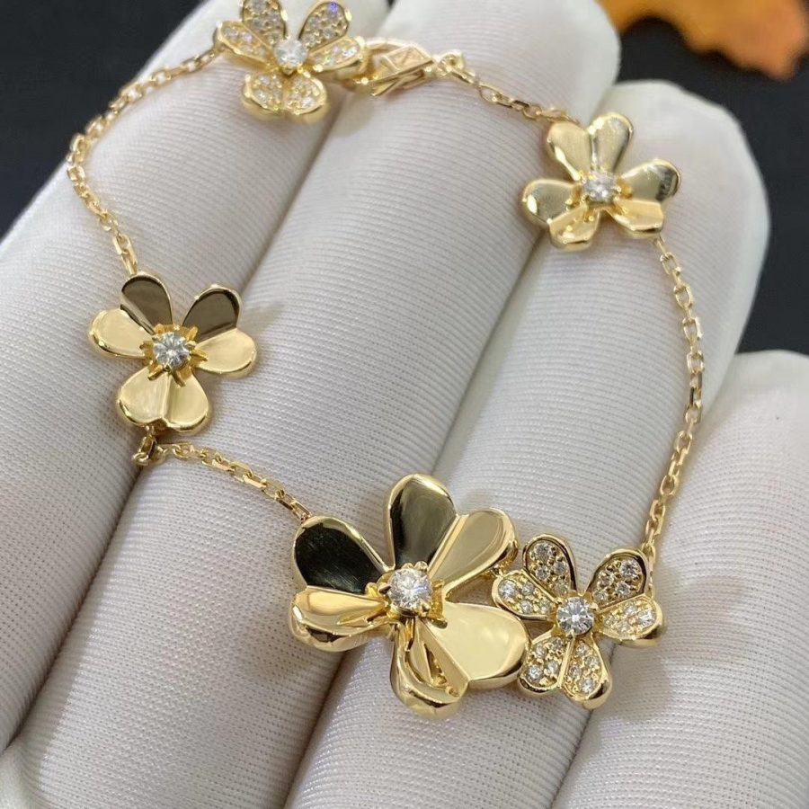 [⭐Luxery]FRIVOLE GOLD 5 FLOWERS BRACELET