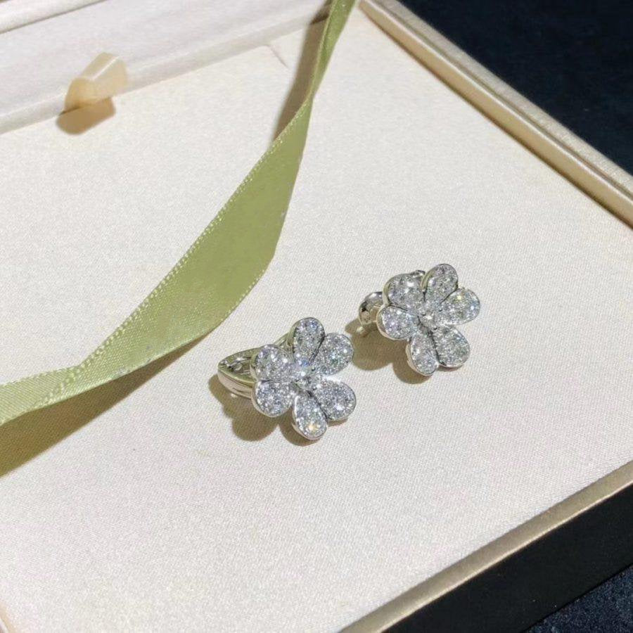 [⭐Luxery]FRIVOLE SILVER FLOWER DIAMOND EARRINGS