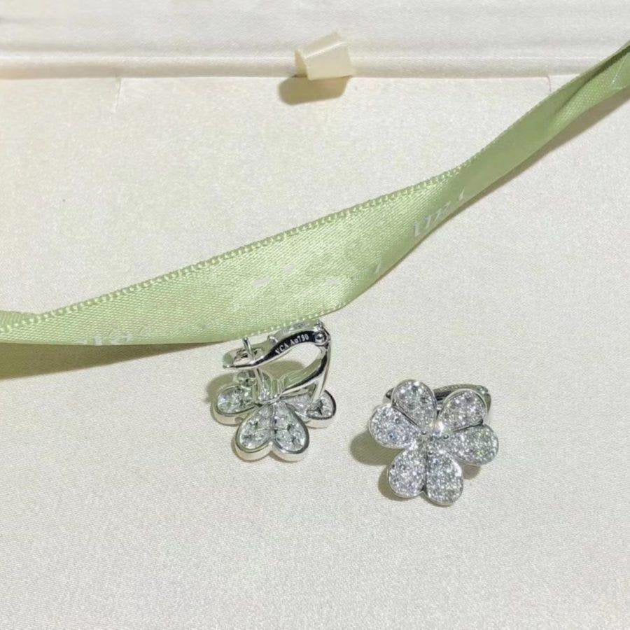 [⭐Luxery]FRIVOLE SILVER FLOWER DIAMOND EARRINGS