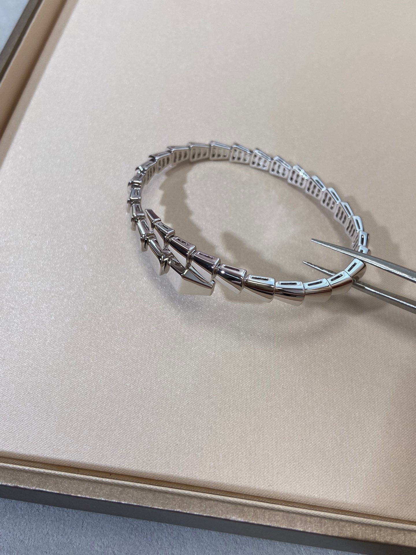 [⭐Luxery]SERPENTI VIPER SILVER BRACELET