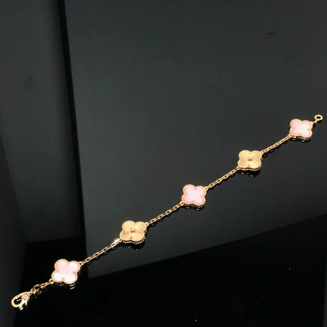[⭐Luxery] CLOVER 5 MOTIFS  PINK MOP BRACELET COLLECTION