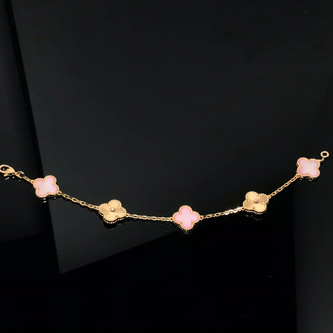 [⭐Luxery] CLOVER 5 MOTIFS  PINK MOP BRACELET COLLECTION