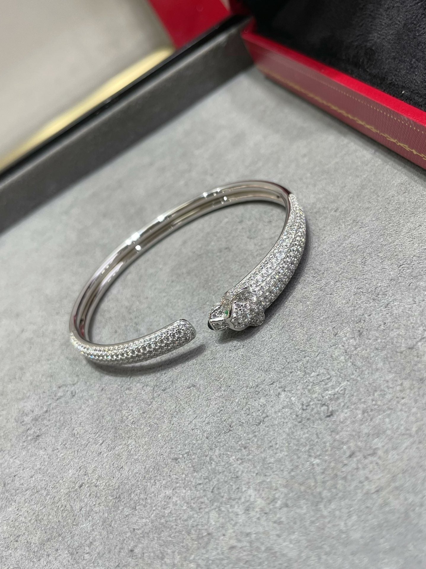 [⭐Luxery]PANTHERE FULL DIAMOND OPEN BRACELET