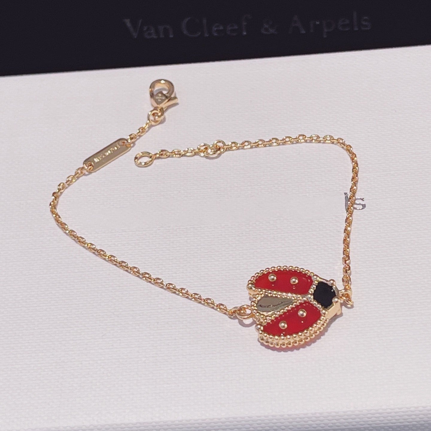 [⭐Luxery]LUCKY SPRING 1 MOTIF PINK GOLD BRACELET