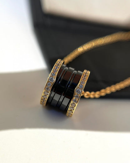 [⭐Luxery]ZERO 1 BLACK CERAMIC DIAMOND PINK GOLD NECKLACE