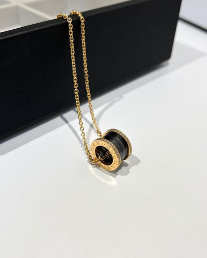 [⭐Luxery]ZERO 1 BLACK CERAMIC DIAMOND PINK GOLD NECKLACE