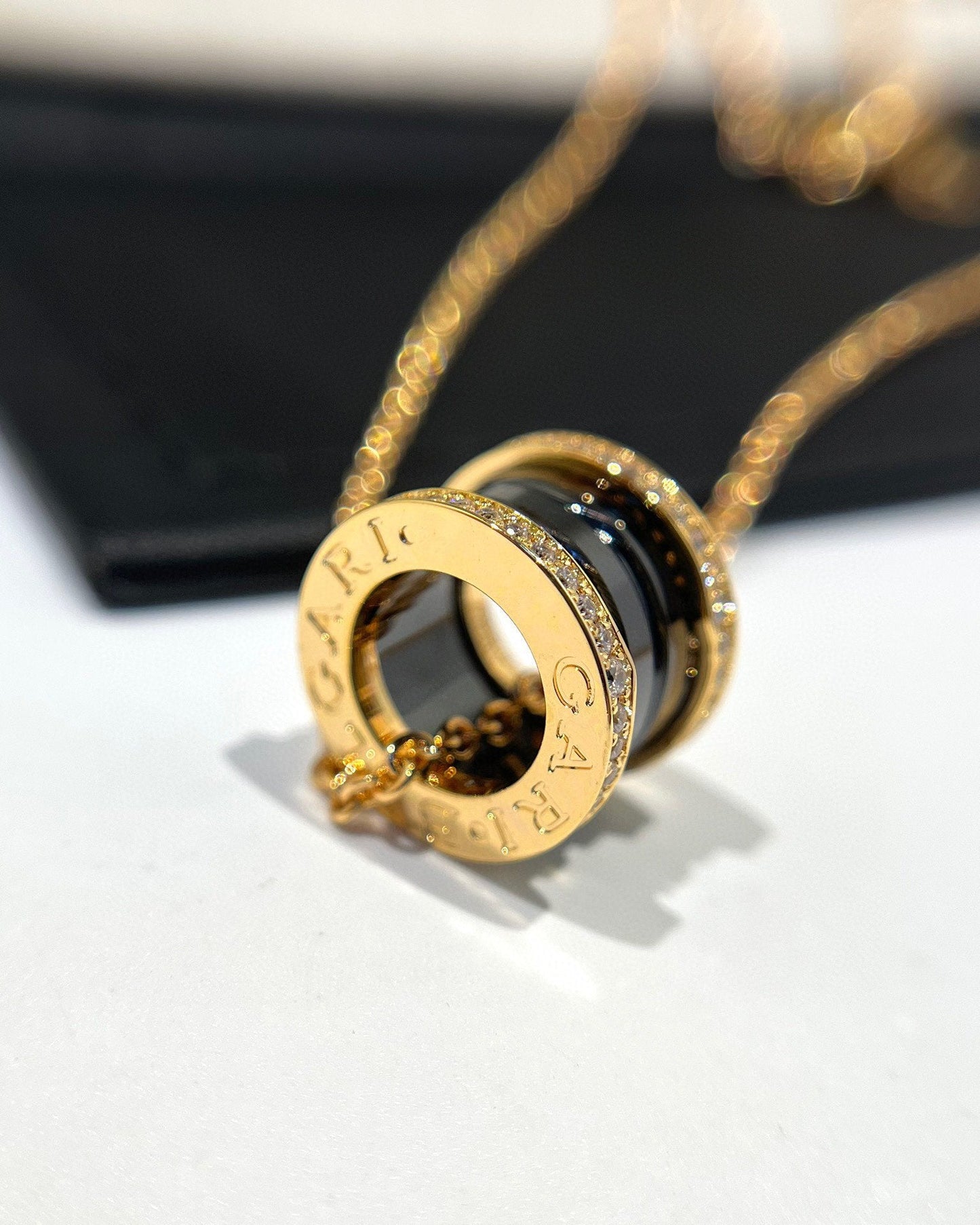 [⭐Luxery]ZERO 1 BLACK CERAMIC DIAMOND PINK GOLD NECKLACE