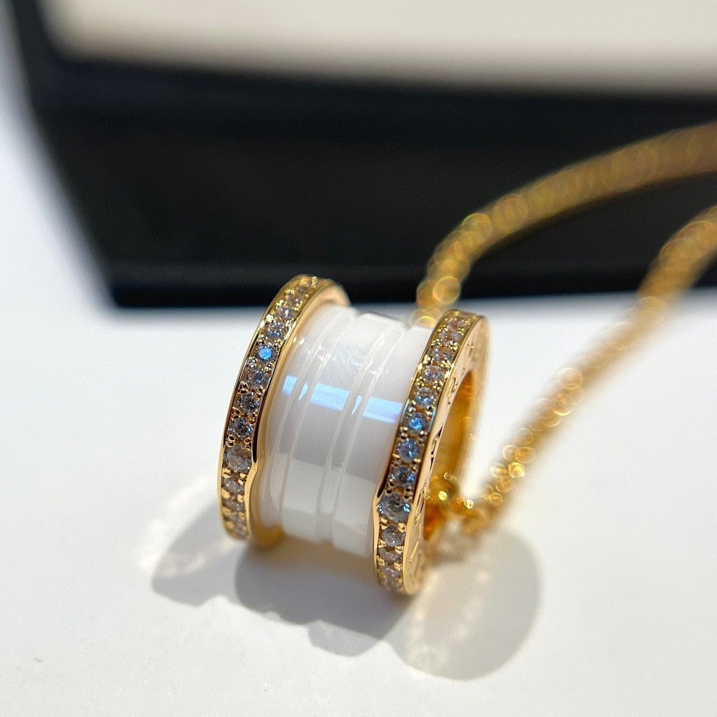 [⭐Luxery]ZERO 1 WHITE CERAMIC DIAMOND PINK GOLD NECKLACE